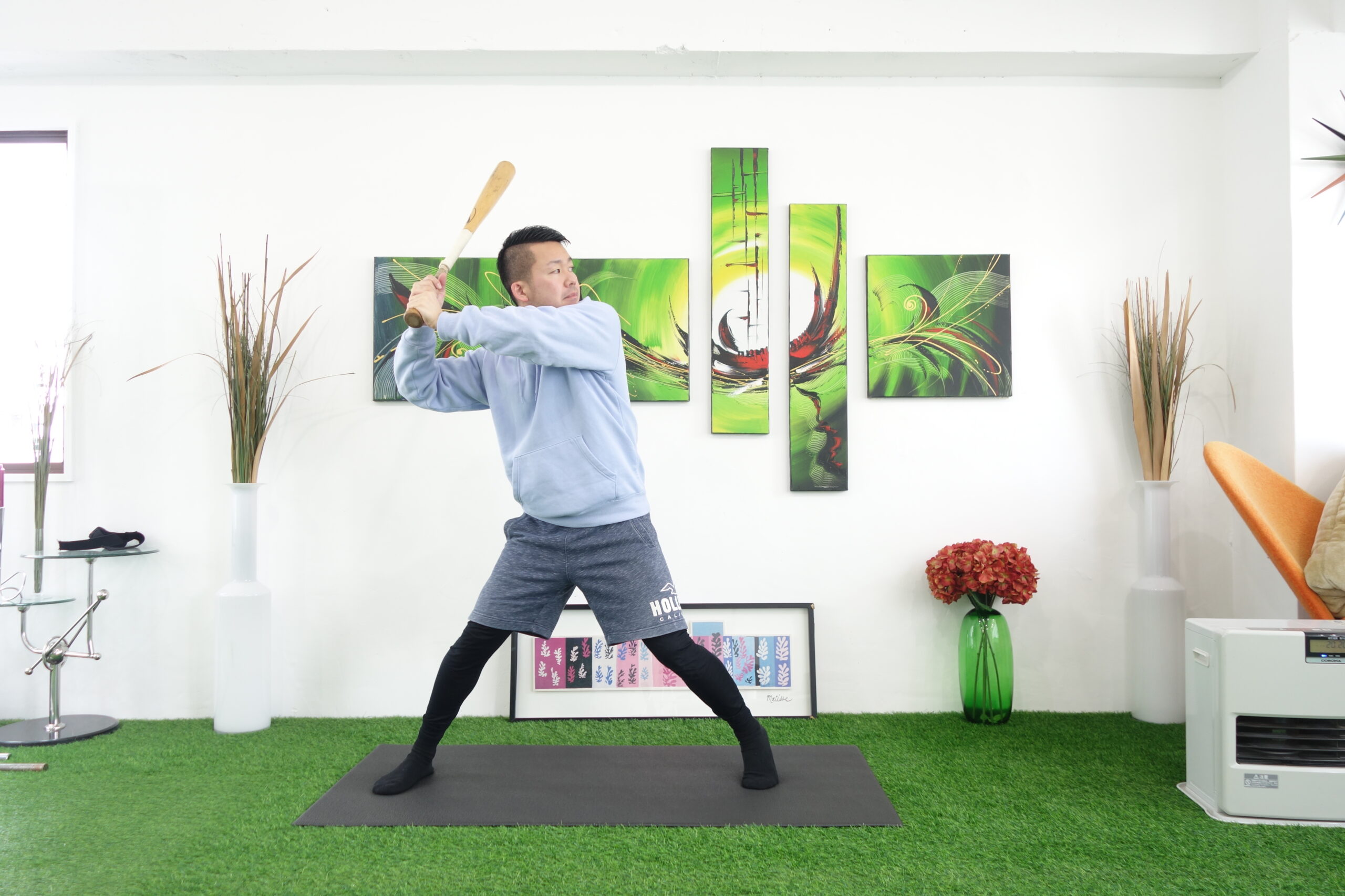 エネルギーが上方に向く