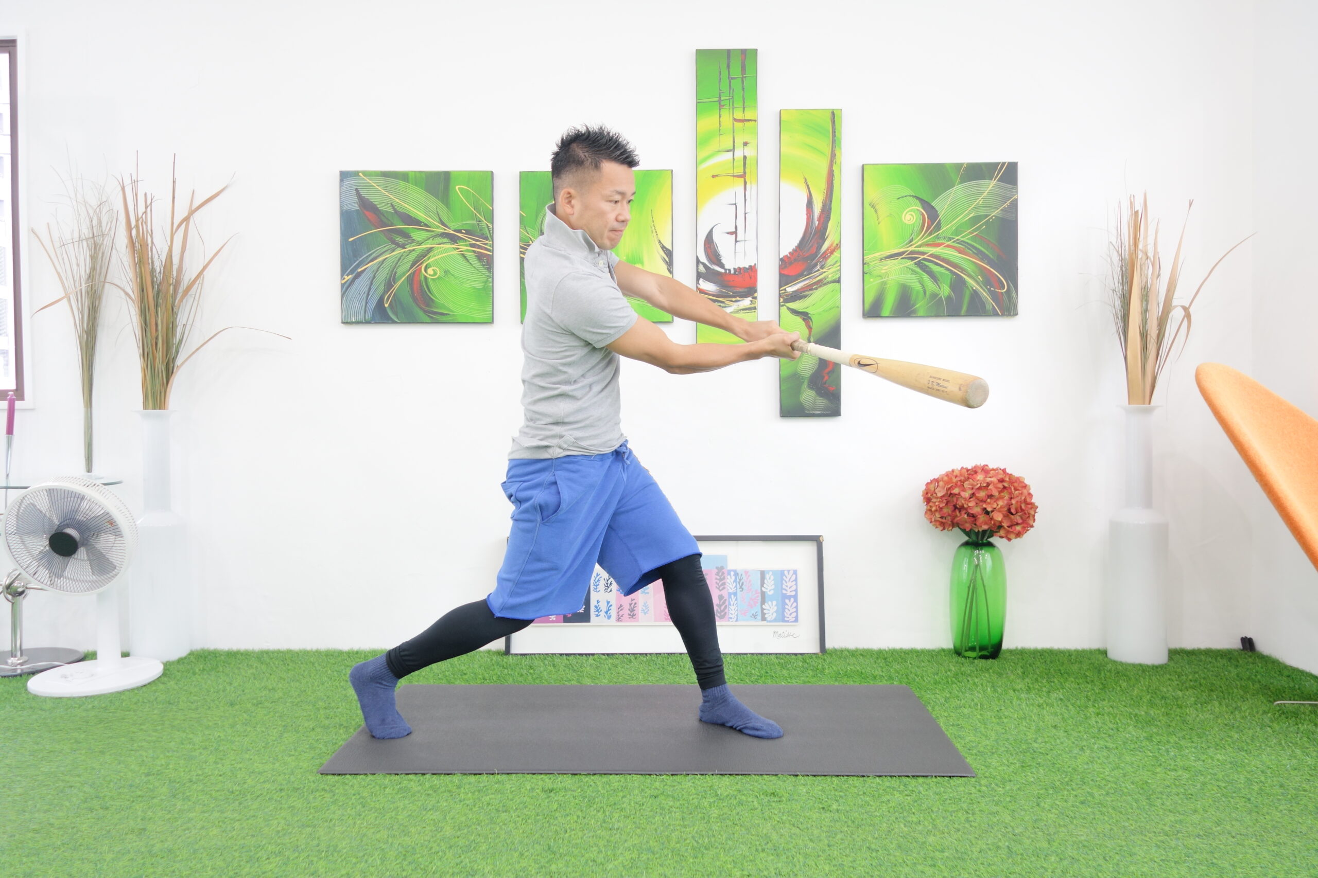 最適なインパクトの位置でバットを止める