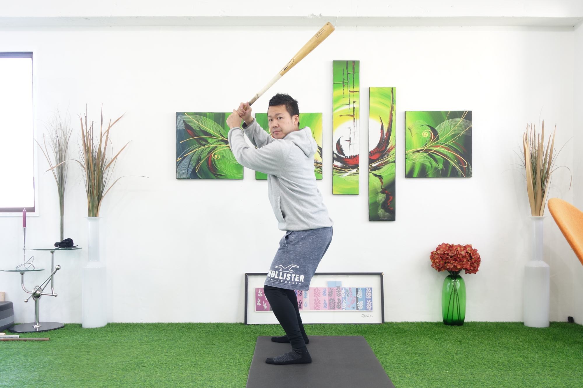 バットを構える